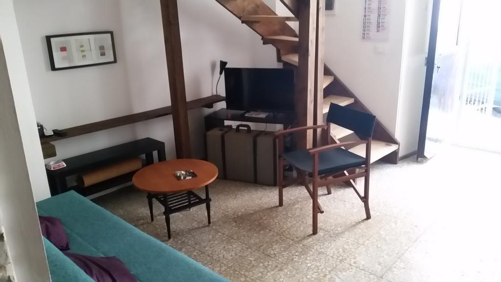 La Discesa Di San Camillo Apartment Catania Luaran gambar