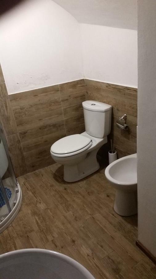 La Discesa Di San Camillo Apartment Catania Luaran gambar